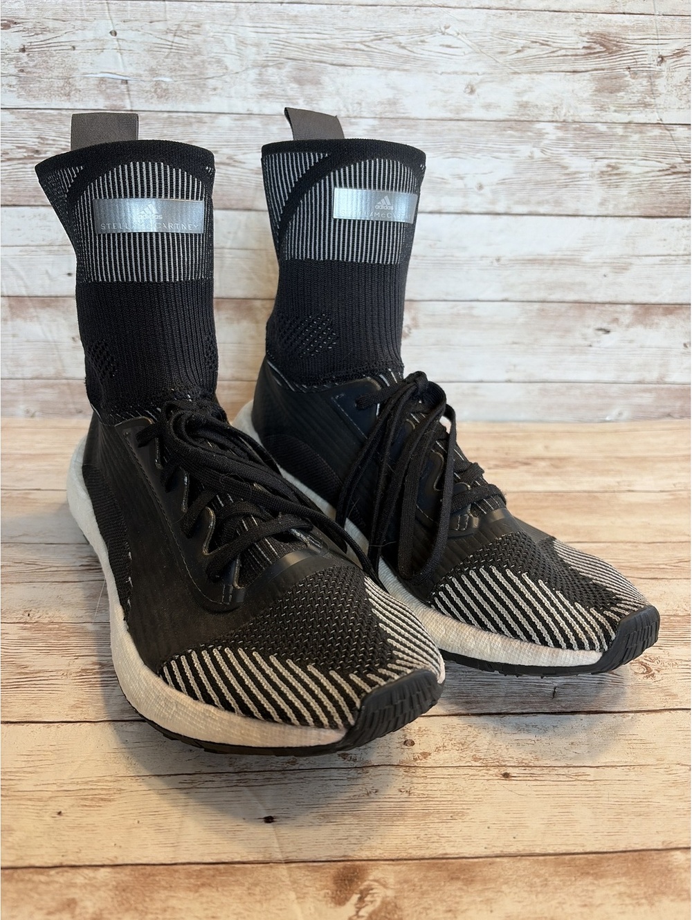 adidas by Stella McCartney Pulseboost HD Mid "Utility Black" sneakers Size 8